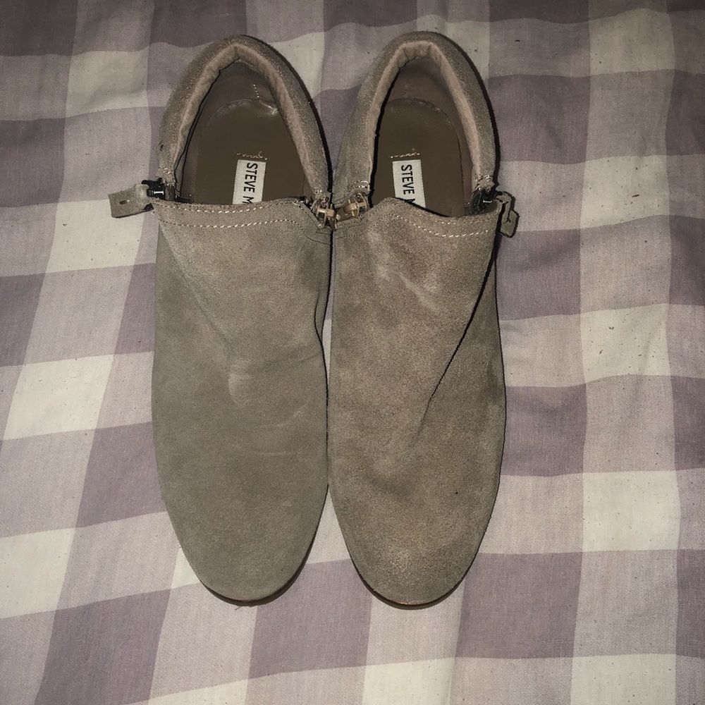 Steve Madden suede booties